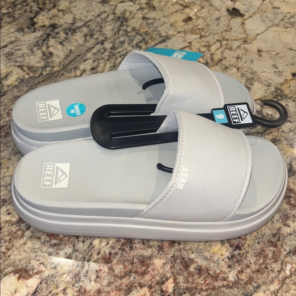 Reef Women's Cushion Bondi Bay Sandals NWT - Picture 9 of 12